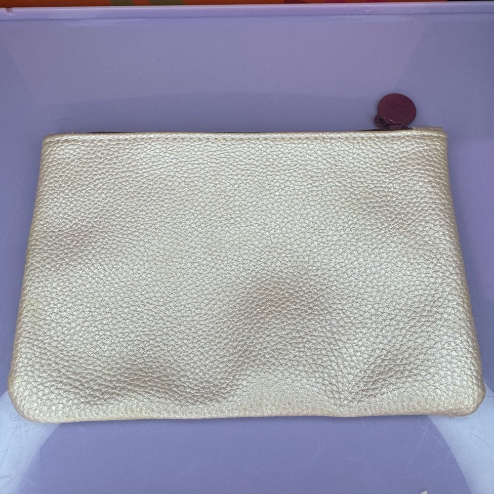 4/$10 Ipsy Makeup Silver Metallic Bag February 2020